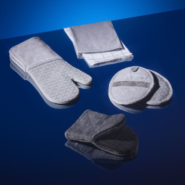 Stoneware Rainbow Set of 6 Coupe Pasta Bowls image number 6